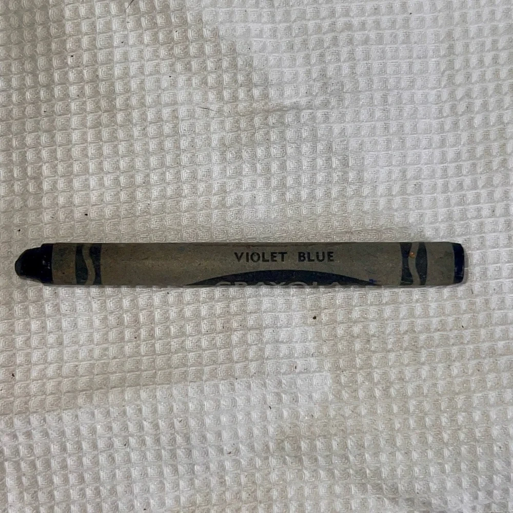 11 Vintage Retired/ Discontinued Binney & Smith Crayola Crayons made in the USA